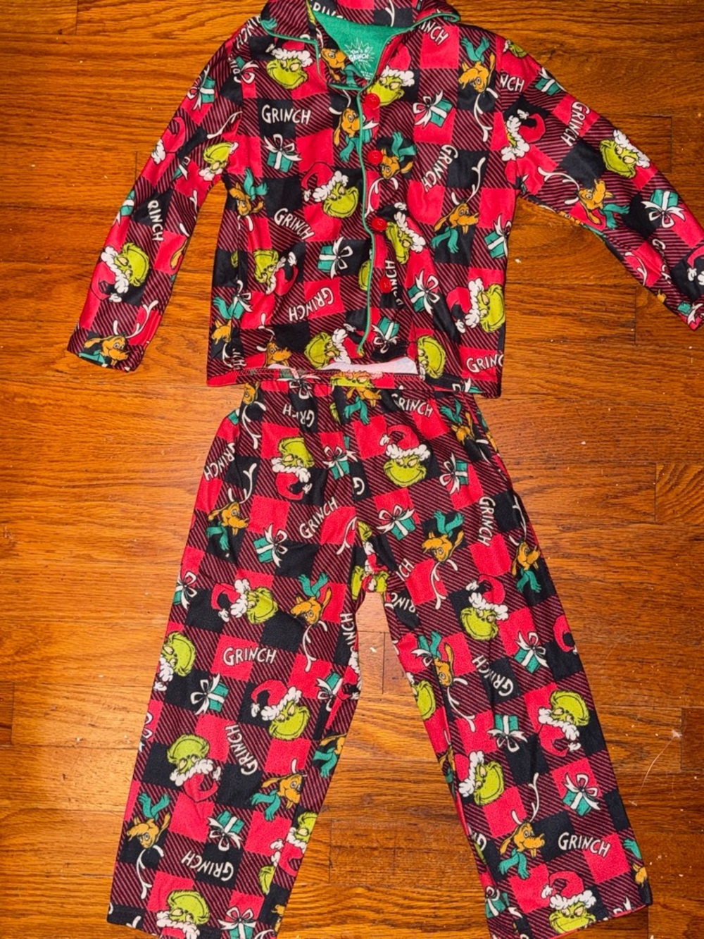 Target Kids Grinch Plaid Fleece Pajama Set - Red, Black, Green